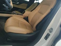 Lincoln Explorer 2.0T FWD Elegant Edition - ფოტო 15