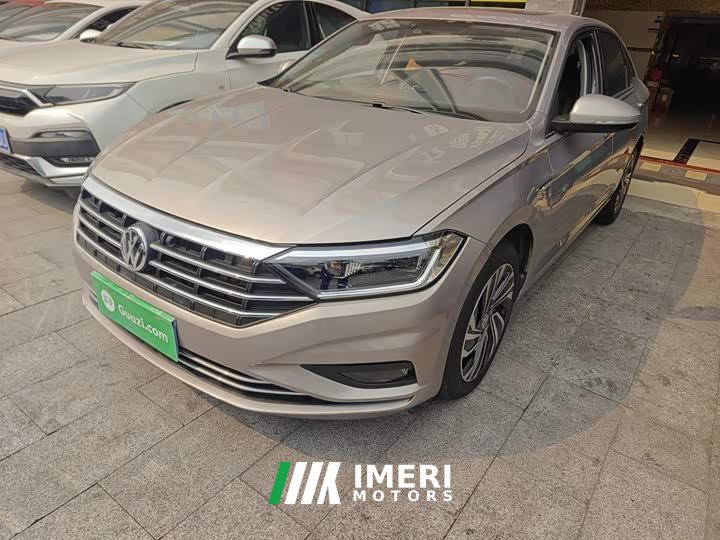 Volkswagen Sagitar 200TSI DSG Excellence Edition
