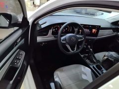 Volkswagen Bora 200TSI DSG Comfort Pro - ფოტო 16