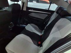 Volkswagen Bora 200TSI DSG Comfort Pro - ფოტო 17