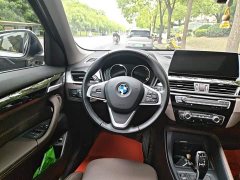 BMW X1 sDrive20Li Fashion - ფოტო 3