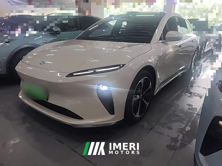 Nio ET5T 75kWh Touring - автомобиль из Китая