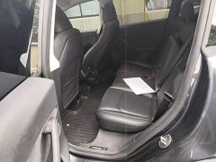 Tesla Model Y Long Range All-Wheel Drive - ფოტო 17