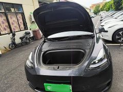 Tesla Model Y Long Range All-Wheel Drive - ფოტო 20