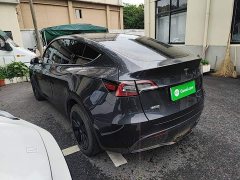 Tesla Model Y Long Range All-Wheel Drive - ფოტო 5