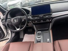 Honda Yingshipai Sharp Hybrid 2.0L Pure Elegance Edition - ფოტო 4