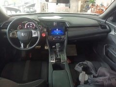 Honda Civic 2021 Hatchback 220 Turbo CVT Trendy Control - ფოტო 6