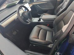 Tesla Model Y Long Range All-Wheel Drive - ფოტო 13