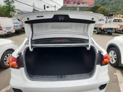 SAIC MG i5 2021 1.5L Manual Platinum Edition - ფოტო 15