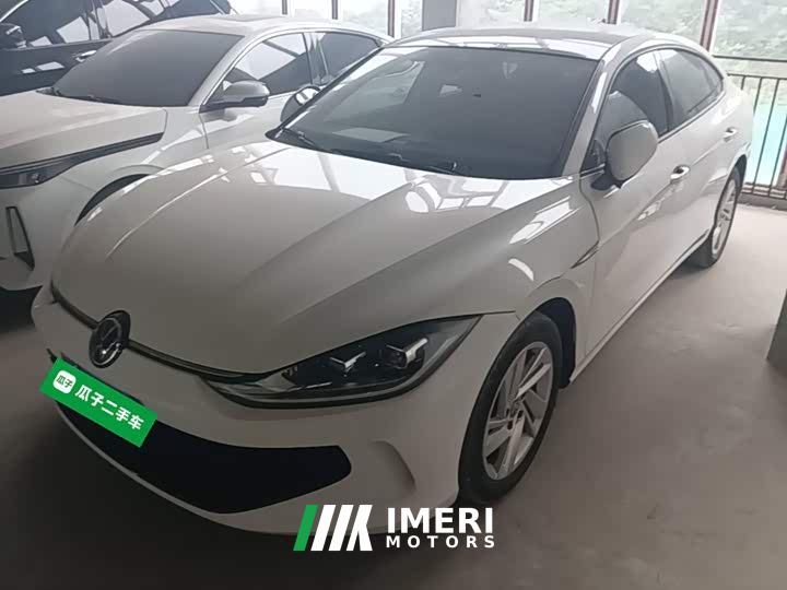 Volkswagen Lingdu L 280TSI DSG Dazzling Red Edition