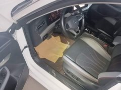 Volkswagen Lingdu L 280TSI DSG Dazzling Red Edition - ფოტო 16
