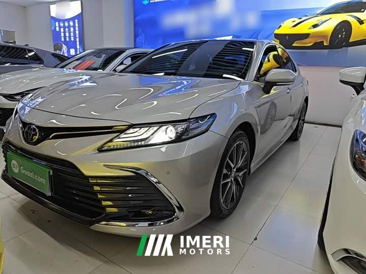 Toyota Camry 2.5G Luxury
