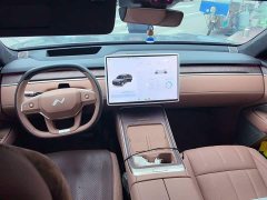 Nio Lerado L90 Max Six-Seater - ფოტო 10