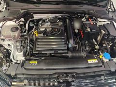 Volkswagen Golf 200TSI DSG - ფოტო 20