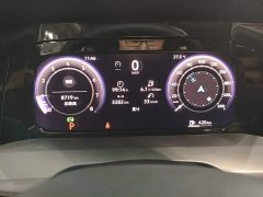 Volkswagen Golf 300TSI Pro - ფოტო 12