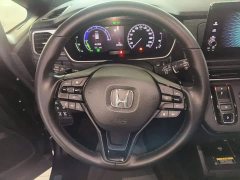 Honda Odyssey 2.0L e:HEV Luxury - ფოტო 3