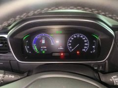 Honda Odyssey 2.0L e:HEV Luxury - ფოტო 4