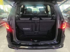 Honda Odyssey 2.0L e:HEV Luxury - ფოტო 9