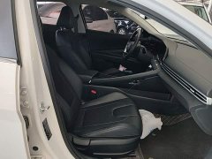 Hyundai Elantra 2023 1.5L CVT Luxury - ფოტო 20