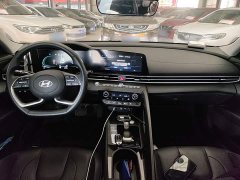 Hyundai Elantra 2023 1.5L CVT Luxury - ფოტო 6
