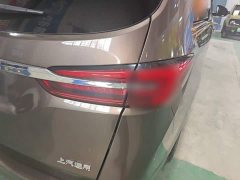 Buick GL8 Land Business Class 652T Luxury - ფოტო 8