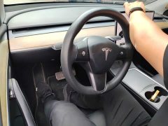 Tesla Model Y Long Range All-Wheel Drive 3D7 - ფოტო 3