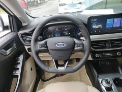 Ford Focus Sedan EcoBoost 180 Automatic Trend - ფოტო 11