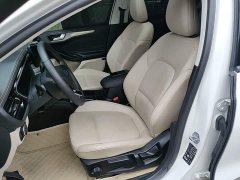 Ford Focus Sedan EcoBoost 180 Automatic Trend - ფოტო 15