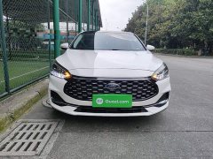 Ford Focus Sedan EcoBoost 180 Automatic Trend - ფოტო 3