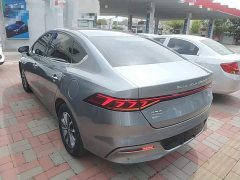 BYD Qin PLUS Glory Edition DM-i 55KM Leading - ფოტო 5