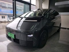 Li Auto MEGA Ultra Smart Refresh Edition - ფოტო 1