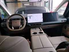 Li Auto MEGA Ultra Smart Refresh Edition - ფოტო 10