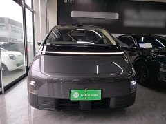 Li Auto MEGA Ultra Smart Refresh Edition - ფოტო 3