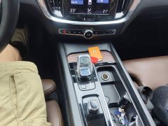 Volvo S60 2022 B4 Intelligent Remote Luxury Edition - ფოტო 14
