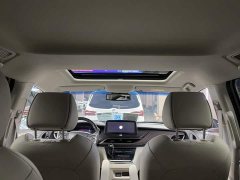 Buick GL8 Land Executive Cabin 652T Luxury - ფოტო 13