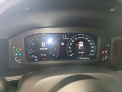 Honda Civic Hatchback 240 Turbo CVT Sharp Edition - ფოტო 8