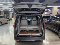 Buick GL8 Land Executive Cabin 652T Luxury - ფოტო 12