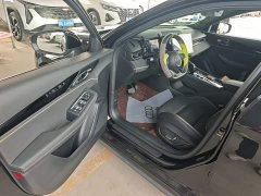 Lynk & Co Geely Lynk & Co 03 2.0T Diesel DCT Pro - ფოტო 12