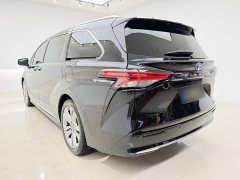 Toyota Sienna 2.5L Hybrid Platinum Edition - ფოტო 11