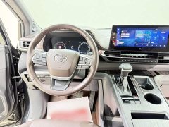 Toyota Sienna 2.5L Hybrid Platinum Edition - ფოტო 4