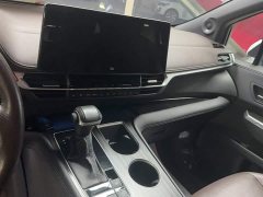 Toyota Sienna 2.5L Hybrid Platinum Edition - ფოტო 7