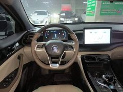 BYD Qin PLUS Champion Edition DM-i 55KM Leading - ფოტო 11