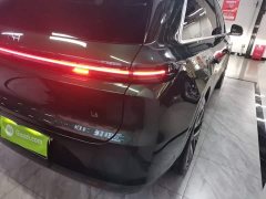 Li Auto L6 Max - ფოტო 8
