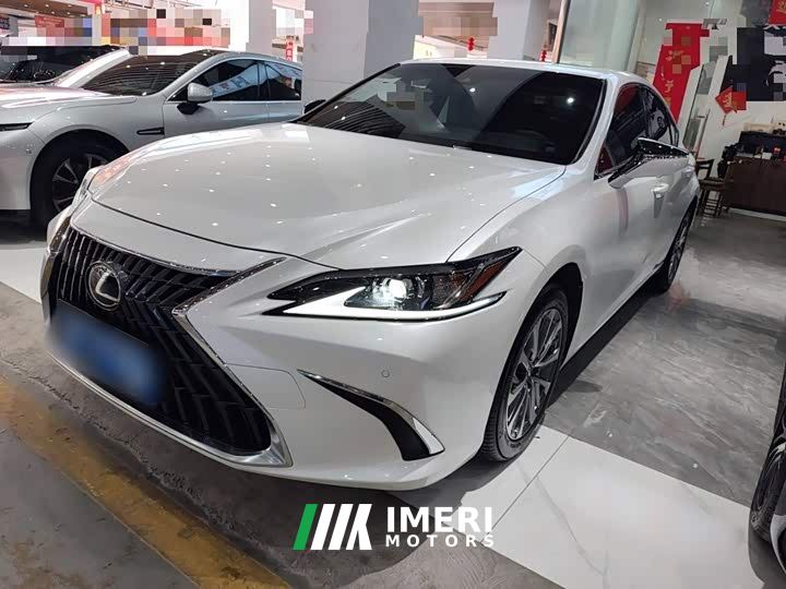 Lexus ES 200 Excellence Edition