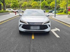 BYD Qin L 2024 DM-i 120KM Excellence Edition - ფოტო 15