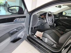 Volkswagen Passat 280TSI Business Edition - ფოტო 16