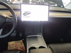 Tesla Model Y Standard Range RWD - ფოტო 13
