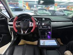 Honda Civic 2016 220TURBO CVT Luxury Edition - ფოტო 10