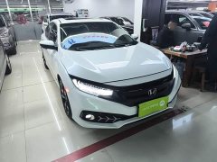 Honda Civic 2016 220TURBO CVT Luxury Edition - ფოტო 4