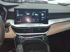 Lynk & Co Geely Lynk & Co 06 EM-P PHEV 84KM Range Pro - ფოტო 13